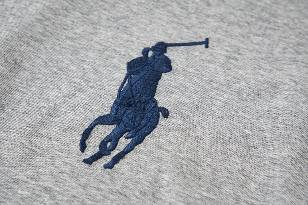 P130 model number Y780 Polo Ralph Lauren/Ralph Lauren basic Malaysian embroidery logo Big Pony Polo shirt T-shirt short sleeves black navy gray white original fabric 100% pure cotton, imported embroidery logo on the chest, "3" patch logo on the cuffs, custom threaded collar, Malaysian embroidery, the highest version, suitable for business and leisure daily use! Distinguished currency version, full set of original three-label accessories!   Size:S-XL